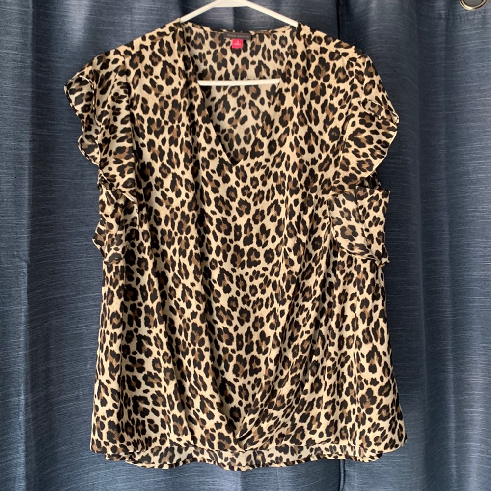 Vince Camuto Leopard Print Flutter Blouse 1X